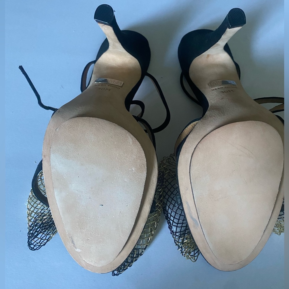 Elegant Black and Gold Women's Heels - Picture 7 of 11